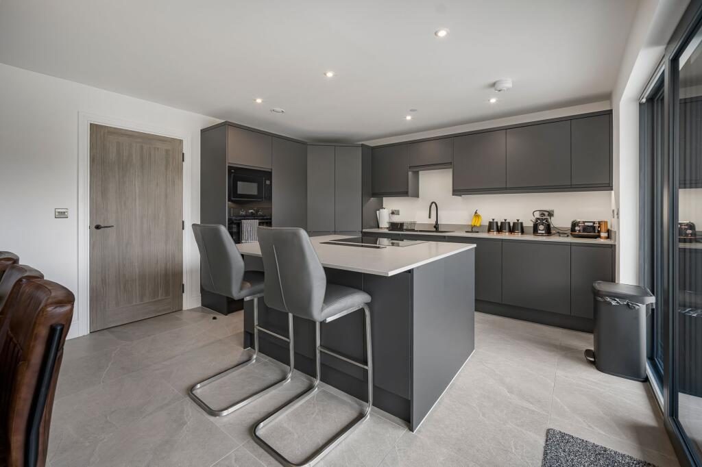Thumbnail 27