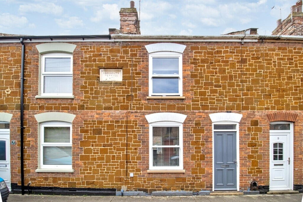 Terraced House