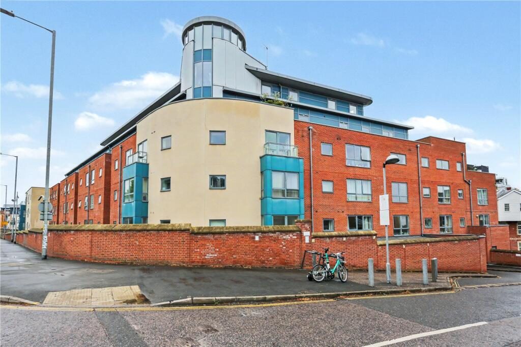 Property main image