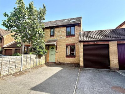 Property on Suffolk Drive, PO15 7DE