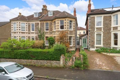 Property on Chesterfield Road, BS6 5DW