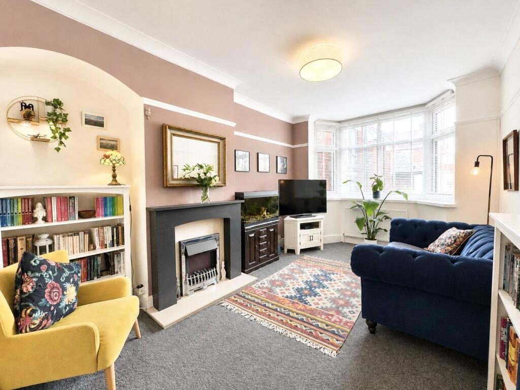 Property main image