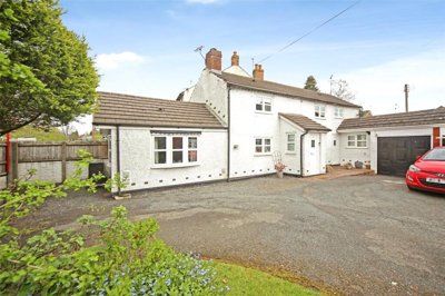 Property on Birmingham Road, B61 0EZ