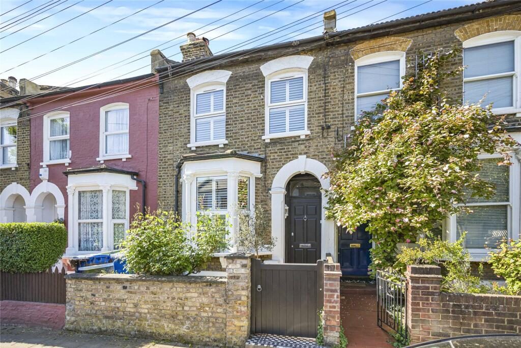 Terraced House