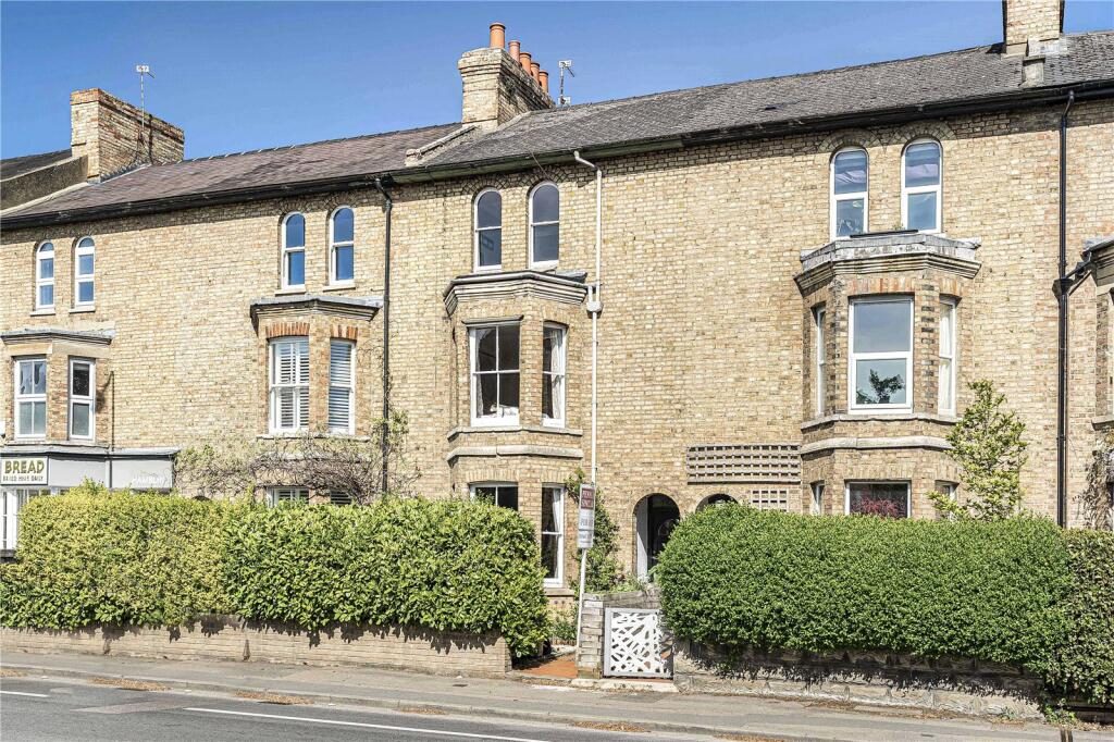 Terraced House