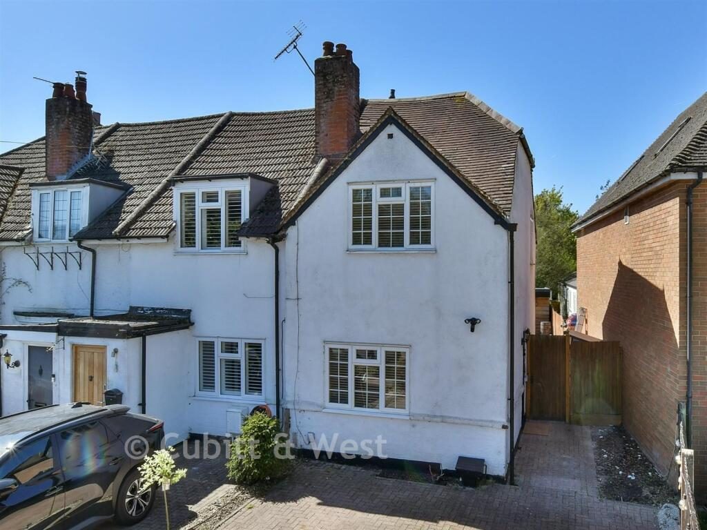 Terraced House
