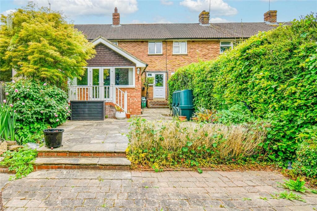 Terraced House