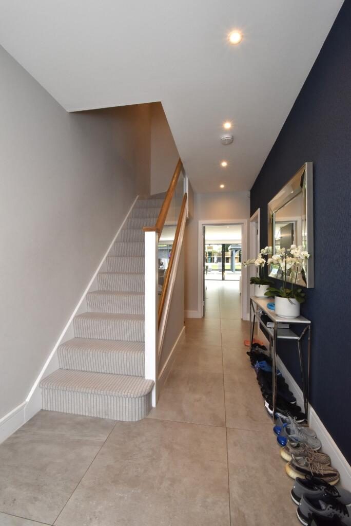 Thumbnail 18