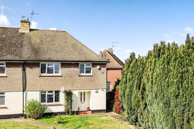 Property on Herts Crescent, ME15 0AX