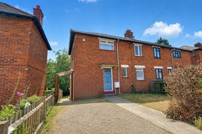 Property on Broadlands Road, SO17 3AP