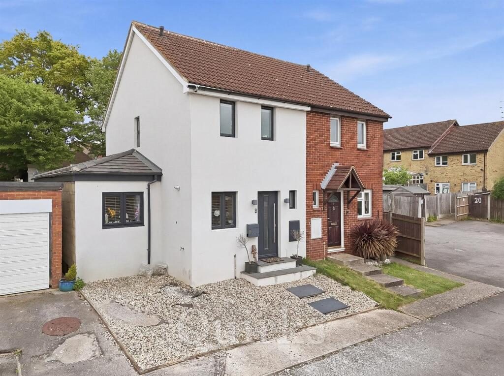 Property main image