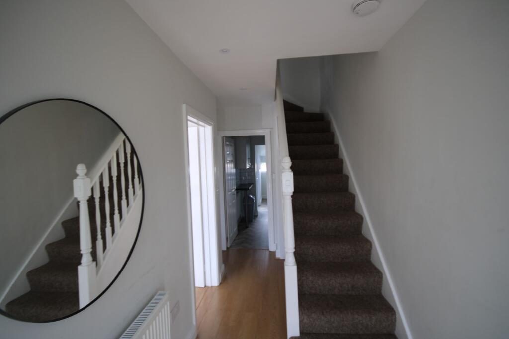 Terraced House