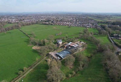 Property on Howick Cross Lane, PR1 0NS