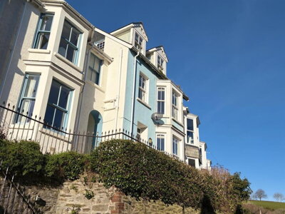 Property on Passage Street, PL23 1DE