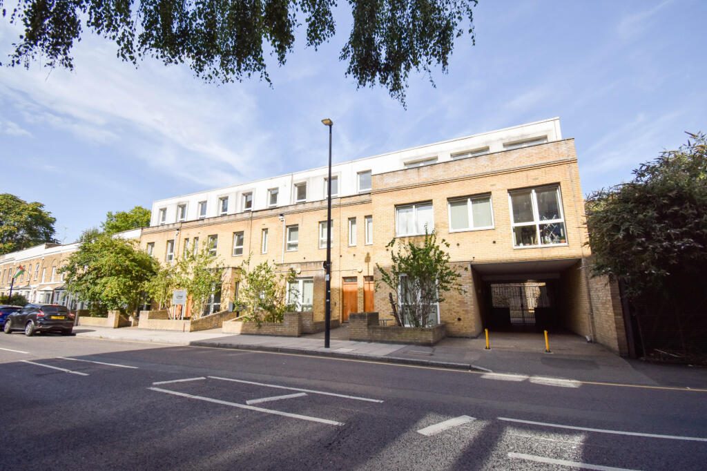 Property main image