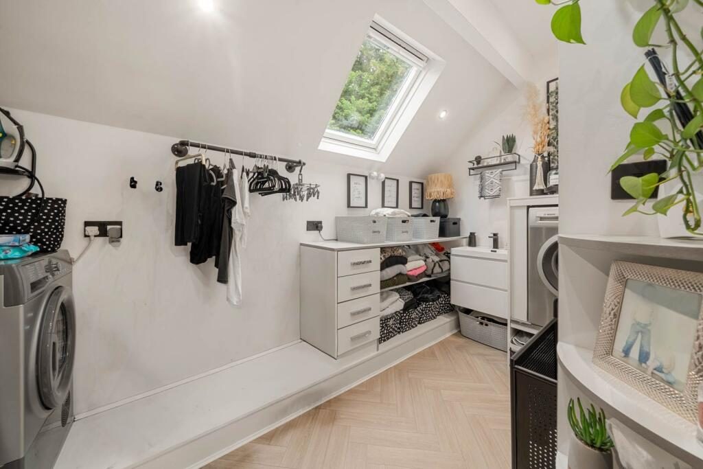 Thumbnail 34
