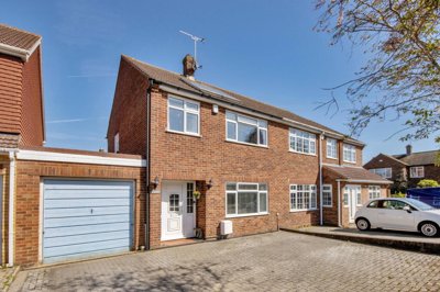 Property on Norwood Lane, DA13 0YB