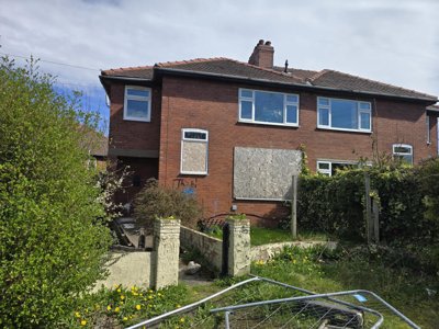 Property on Park Estate, WF9 3NY