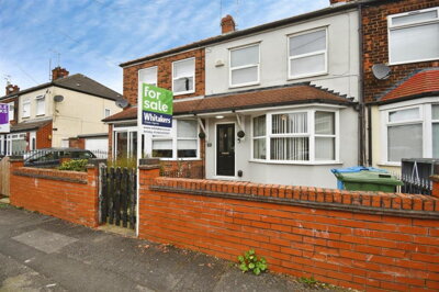 Property on Northfield Avenue, HU13 9DL