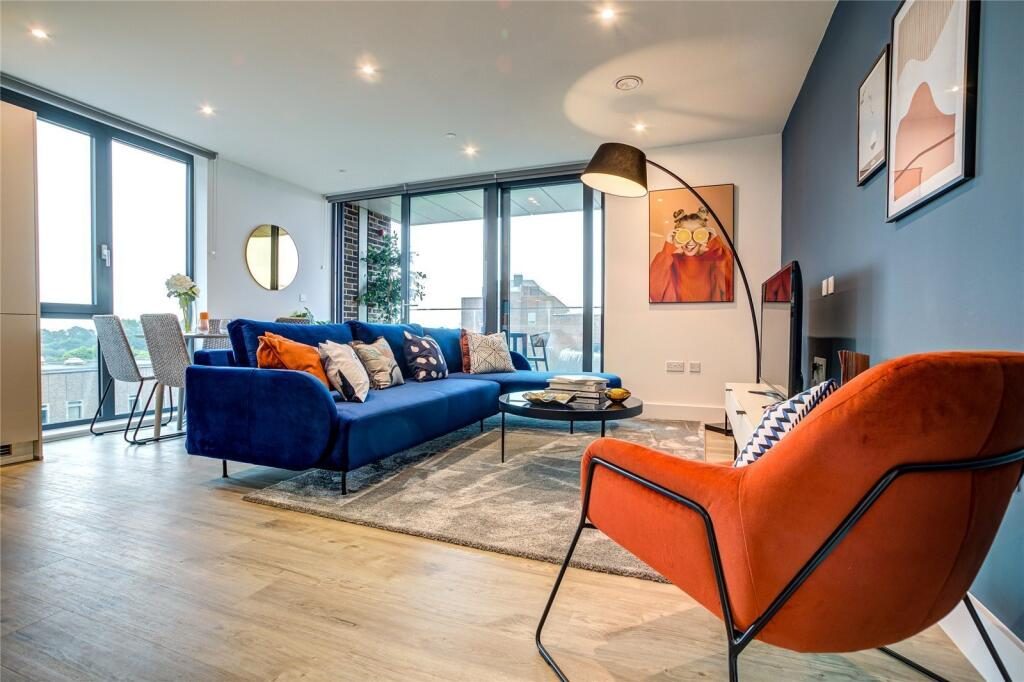 Property main image