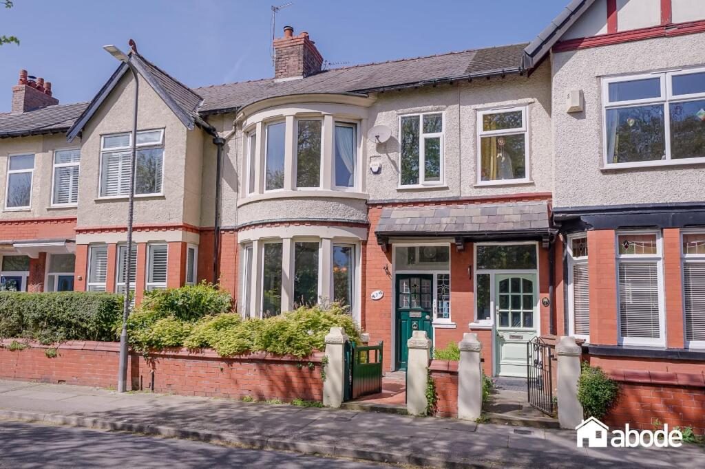 Terraced House