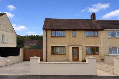 Property on Maes Y Dre, SA11 5HH