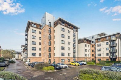 Property on Constitution Place, EH6 7DL