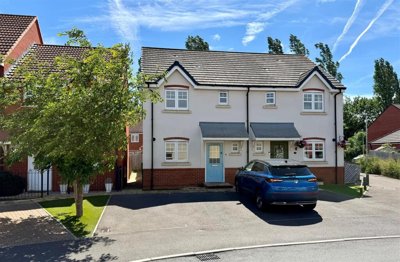 Property on Fauld Drive Kingsway, GL2 2HZ