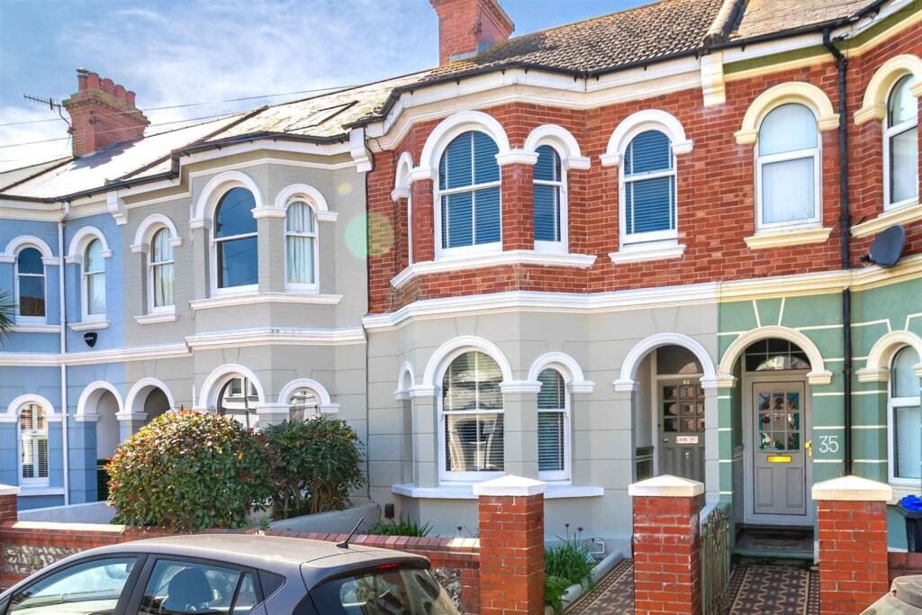 Terraced House