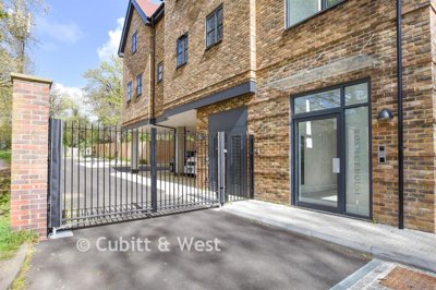 Property on Outwood Lane, CR5 3NA