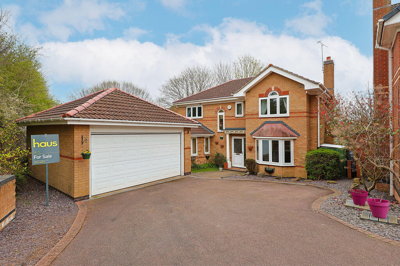 Property on Forest Court, S43 4UW