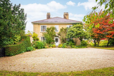 Property on Clapgate Lane, RH13 0QU