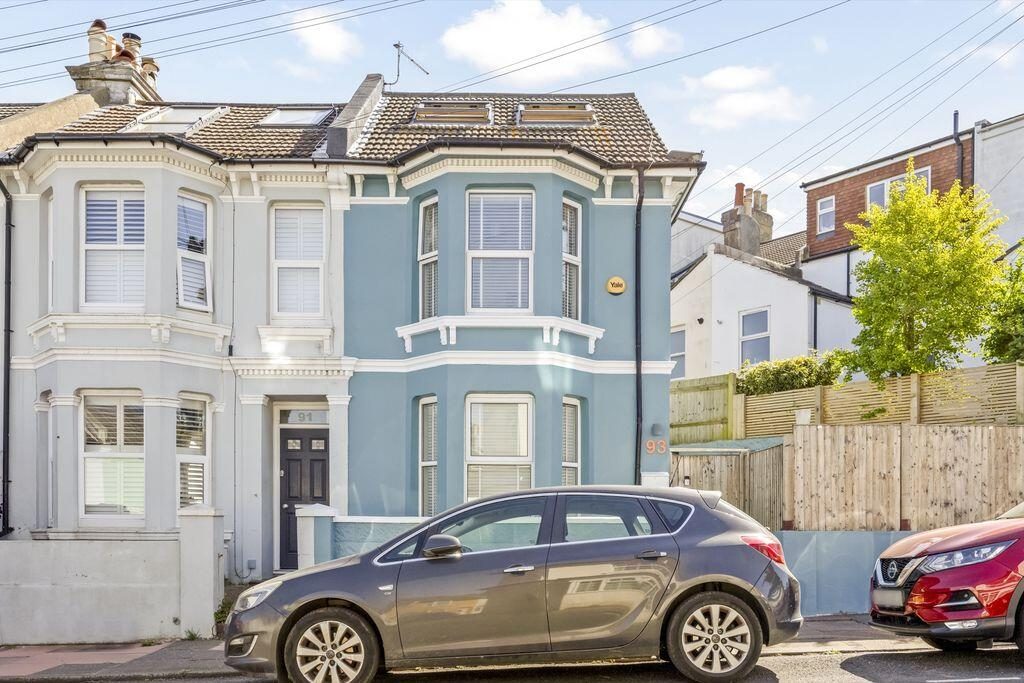 Terraced House