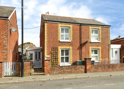 Property on Avenue Road, PO40 9UT