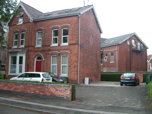 Property main image