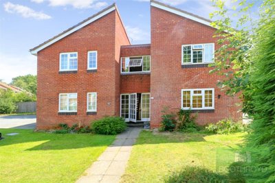 Property on Ebourne Close, CV8 2QL