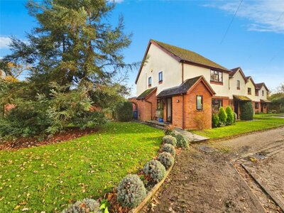 Property on Barley Mow Close, RG27 8ZZ