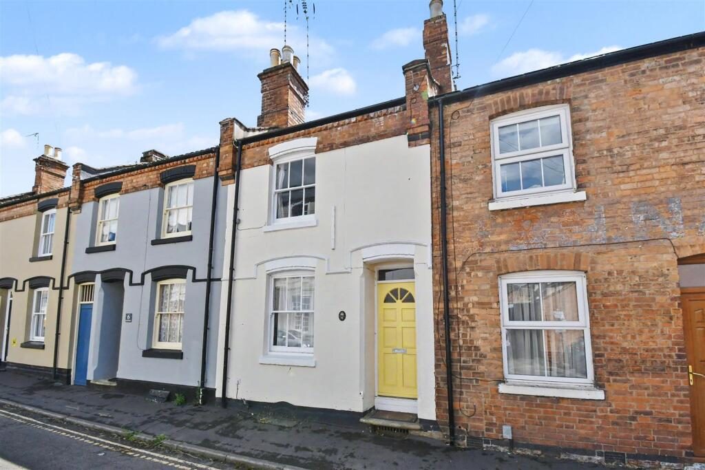 Property main image