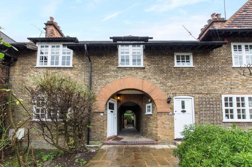 Terraced House