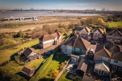 Property on Shaftesbury Avenue, CO12 4BS