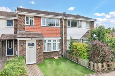 Property on Swift Close, SG8 5TA