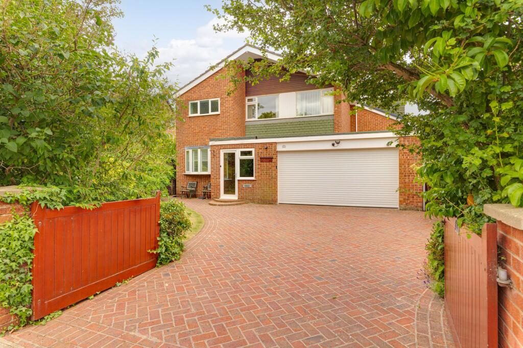 Property main image