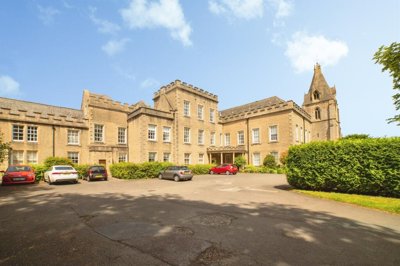 Property on NG19 9LU