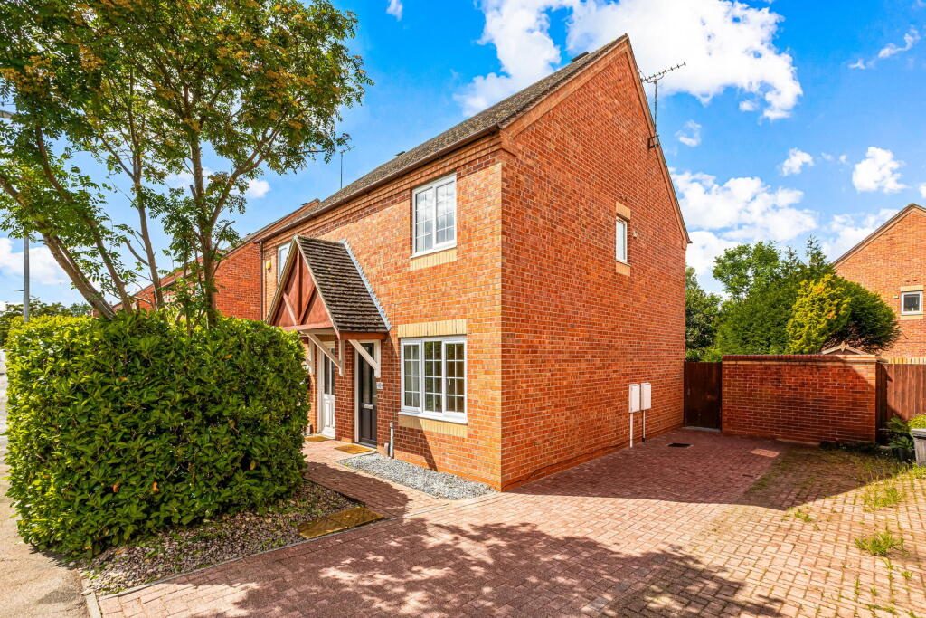 Property main image