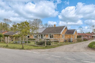 Property on Hall Green, IP22 5UX