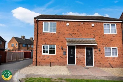 Property on Willow Crescent, DN9 3HA