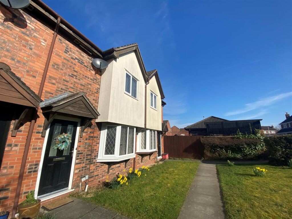 Property main image