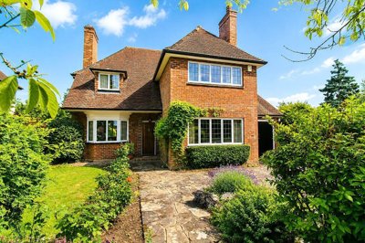 Property on Longcroft Avenue, SM7 3AE