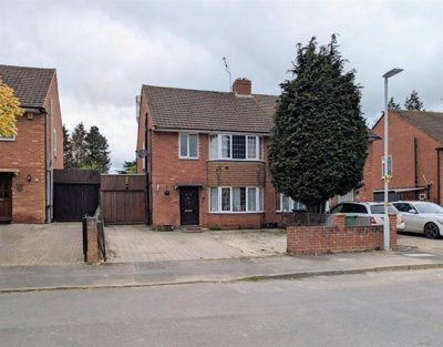 Property on Teddington Gardens, GL4 6RL