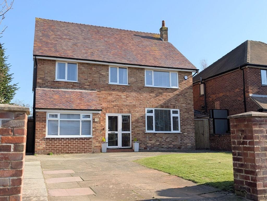 Property main image